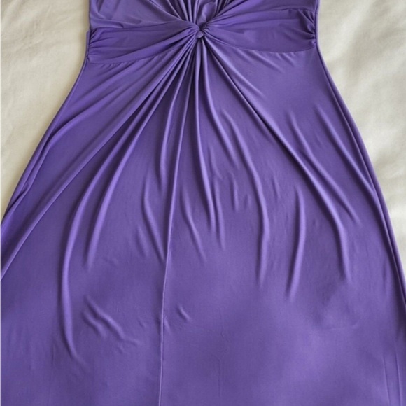 💜 Lavender Maxi Dress 💜 - Picture 4 of 4